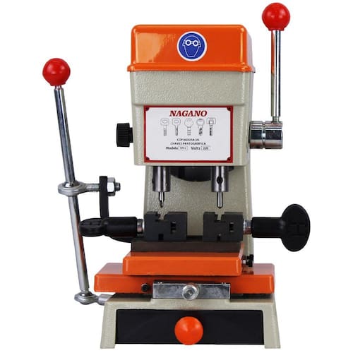 Máquina Copiadora de Chaves Pantográfica - 60hz 180W - NPC2 Menor preço em Máquina Copiadora de Chaves Pantográfica - 60hz 180W - NPC2