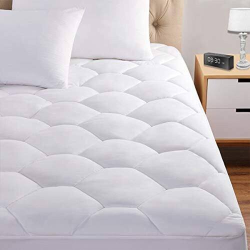 Cal King Mattress Pad, 821" Deep Pocket Protector Ultra Soft Quilted Topper Cover Respirável